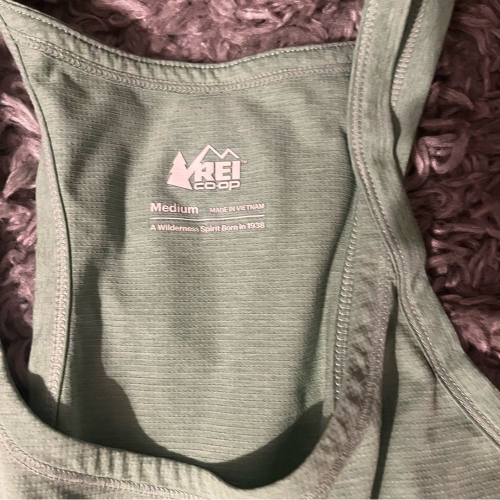 REI Women's Green Tank Top - Picture 3 of 5